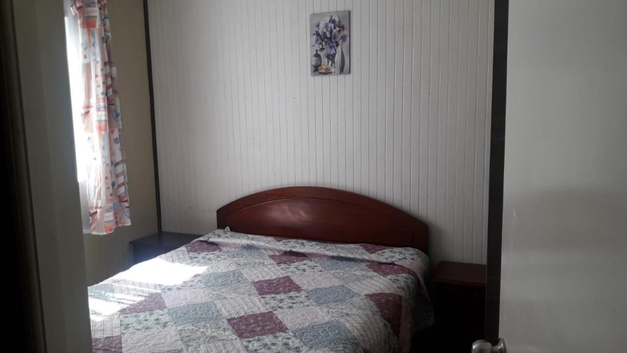 Cabanas Y Hostal Tepual Puerto Montt Kültér fotó